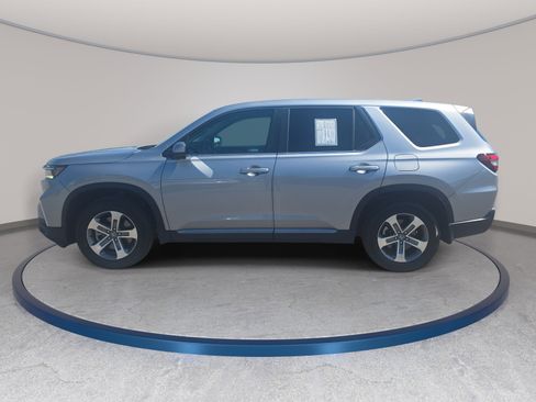 Used 2023 Honda Pilot EX-L image 8