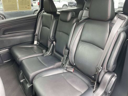 Used 2023 Honda Odyssey Sport image 13