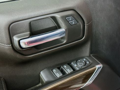 Used 2019 Chevrolet Silverado 1500 LT w/ All-Star Edition image 26