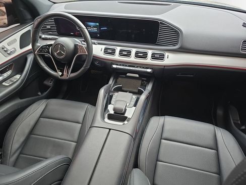 Used 2024 Mercedes-Benz GLE 350 4MATIC image 4