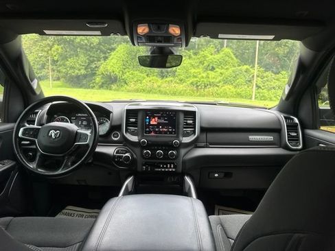 Used 2022 RAM 1500 Big Horn AWD/4WD image 12