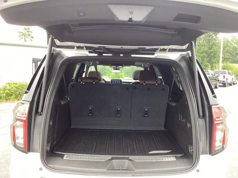 Used 2023 Chevrolet Suburban High Country w/ Premium Package 2 image 22