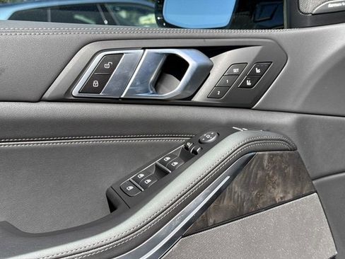 New 2026 BMW X5 xDrive40i w/ M Sport Package image 19