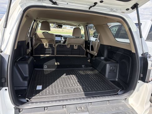 Used 2023 Toyota 4Runner Limited AWD/4WD image 26