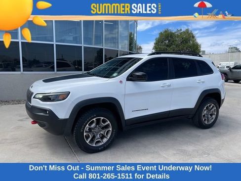 Used 2022 Jeep Cherokee Trailhawk AWD/4WD image 1