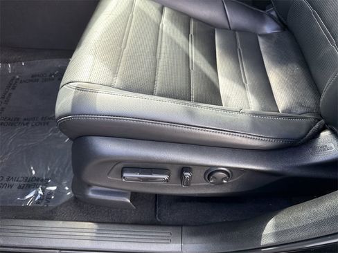 Used 2023 Honda CR-V EX-L image 20