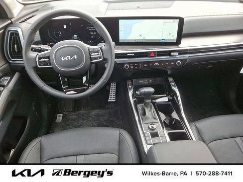 Certified 2025 Kia Sorento SX image 7