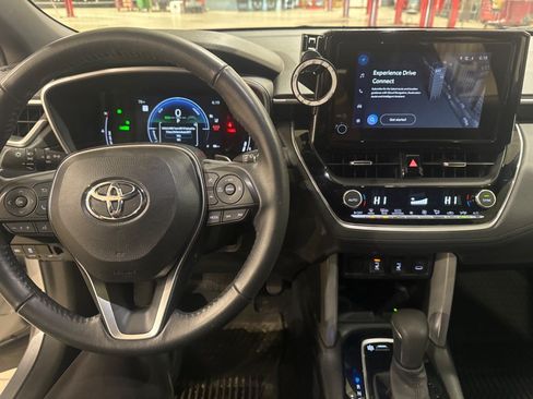 Used 2024 Toyota Corolla Cross AWD Hybrid w/ Convenience Package image 51