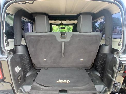 Used 2012 Jeep Wrangler Sport AWD/4WD image 14