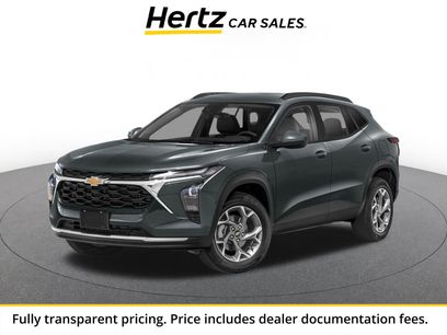 Used 2025 Chevrolet Trax LT