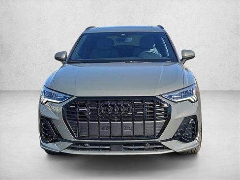 Certified 2025 Audi Q3 2.0T Premium w/ Convenience Package image 2
