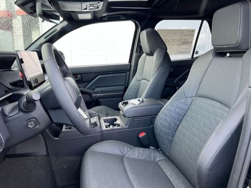 New 2026 Toyota 4Runner TRD Off-Road Premium AWD/4WD image 19