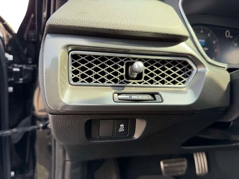 Used 2023 Acura Integra A-Spec image 23