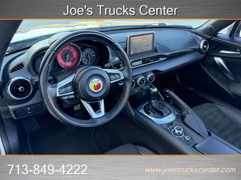 Used 2017 FIAT 124 Spider Abarth image 28