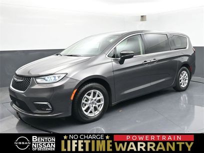 Used 2023 Chrysler Pacifica Touring-L