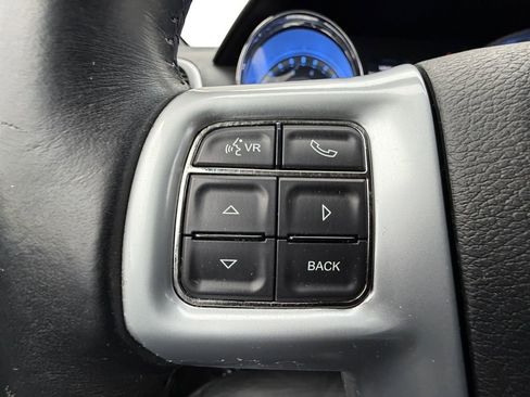 Used 2014 Chrysler 300 AWD w/ Driver Convenience Group image 20