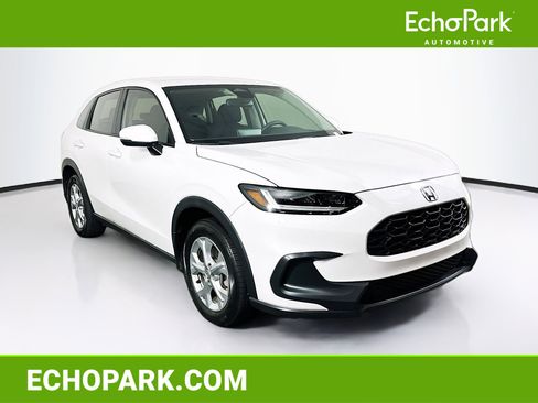 Used 2023 Honda HR-V LX image 1