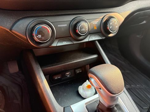 Used 2022 Kia Forte Sedan FWD image 23