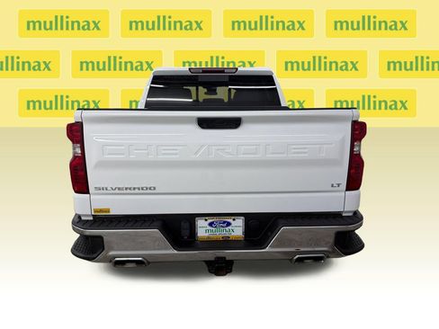 Used 2024 Chevrolet Silverado 1500 LT AWD/4WD image 9