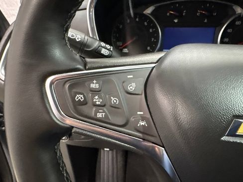 Used 2024 Chevrolet Equinox LT AWD/4WD image 24