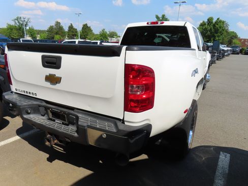 Used 2011 Chevrolet Silverado 3500 LTZ w/ LTZ Plus Package AWD/4WD image 5