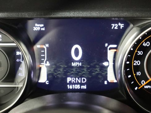 Used 2022 Jeep Wrangler Unlimited Sport AWD/4WD image 39