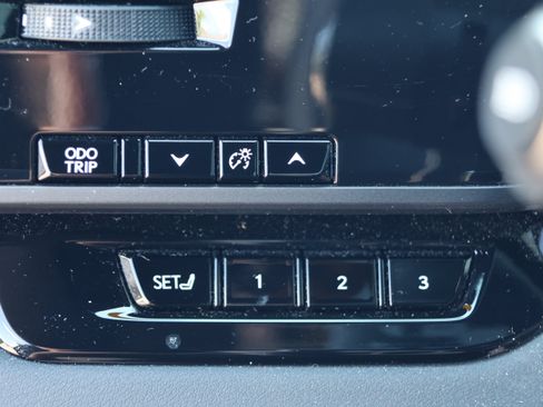 Used 2025 Lexus RX 350 w/ Convenience Package AWD/4WD image 14