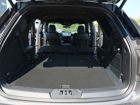 New 2026 Ford Explorer ST-Line RWD image 22
