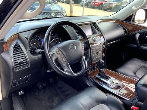 Used 2020 Nissan Armada Platinum w/ Captain's Chairs Package image 18