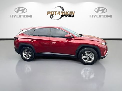Certified 2024 Hyundai Tucson SE FWD image 4