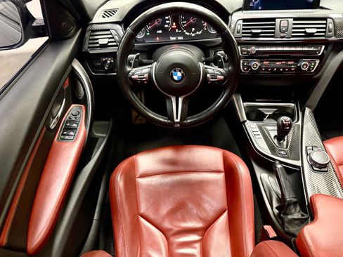 Used 2015 BMW M3 RWD image 2
