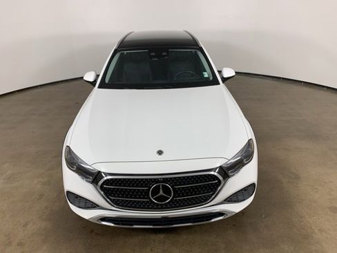 Used 2025 Mercedes-Benz E 450 4MATIC All-Terrain Wagon image 4