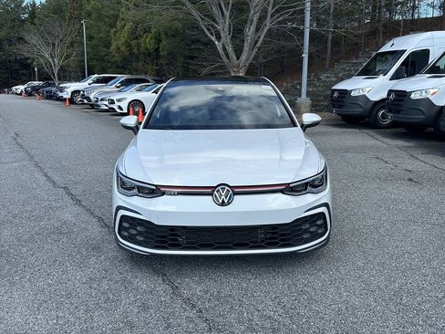 Used 2022 Volkswagen GTI SE image 3