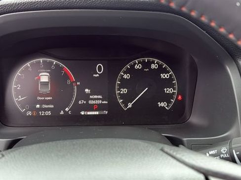 Used 2025 Honda Ridgeline TrailSport image 16