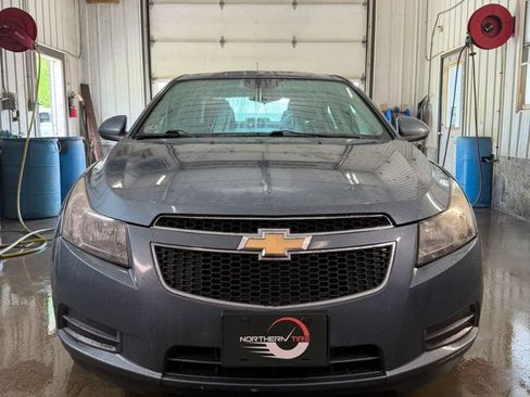 Used 2012 Chevrolet Cruze LT FWD image 1
