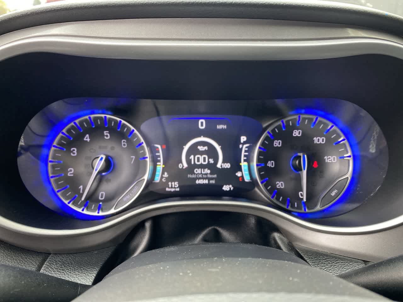 Used 2025 Chrysler Pacifica Select FWD image 26