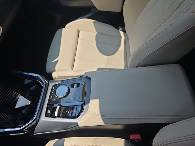 Used 2025 BMW X3 xDrive30i w/ Premium Package AWD/4WD image 21