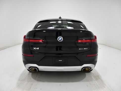 Used 2023 BMW X4 xDrive30i w/ Premium Package image 4