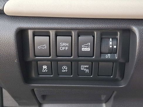 Used 2023 Subaru Forester Limited image 28