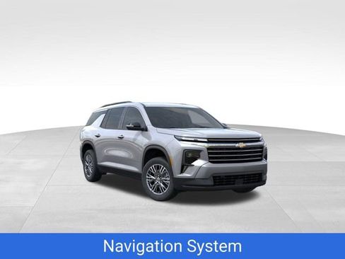 New 2026 Chevrolet Traverse LT image 1
