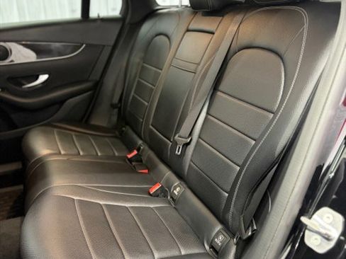 Used 2020 Mercedes-Benz GLC 300 4MATIC image 14