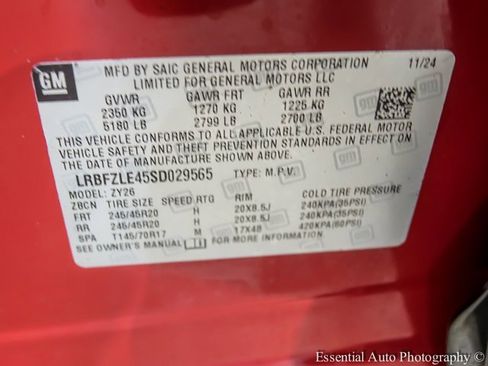 New 2025 Buick Envision Sport Touring image 21