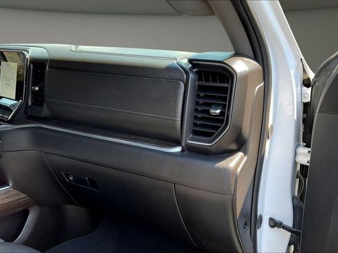Used 2024 Chevrolet Silverado 1500 RST RWD image 30
