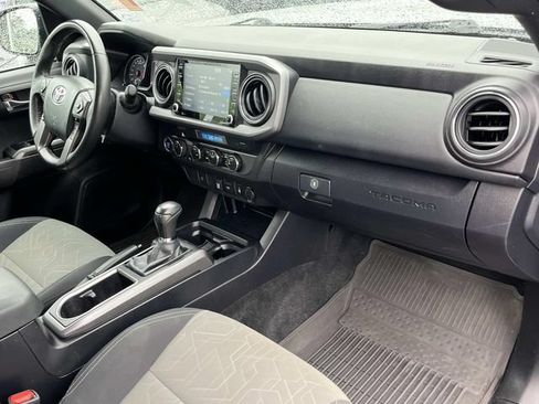 Used 2023 Toyota Tacoma TRD Off-Road AWD/4WD image 22