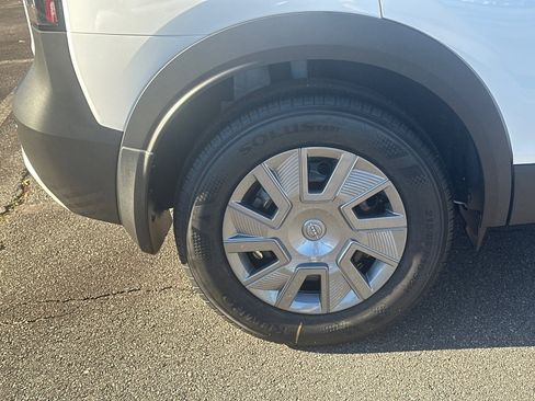 New 2026 Nissan Kicks S image 17