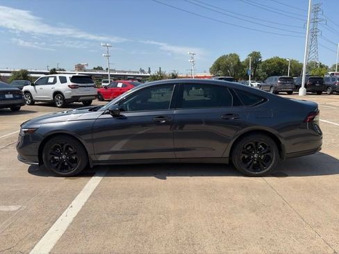 Used 2025 Honda Accord SE image 3