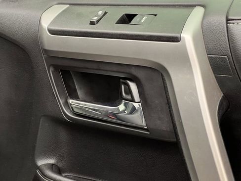 Used 2015 Toyota 4Runner Limited image 25