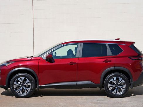 Used 2023 Nissan Rogue SV w/ SV Premium B Package FWD image 44