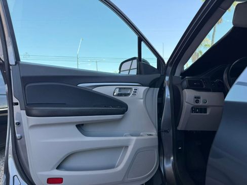 Used 2019 Honda Pilot EX-L image 37