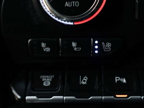 Used 2022 GMC Sierra 2500 Denali image 48